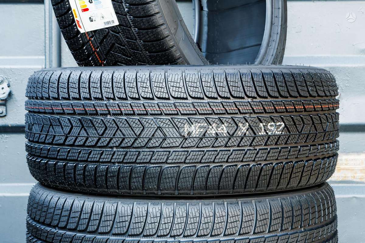 Pirelli Scorpion Winter (BMW), winter 275/40 R22