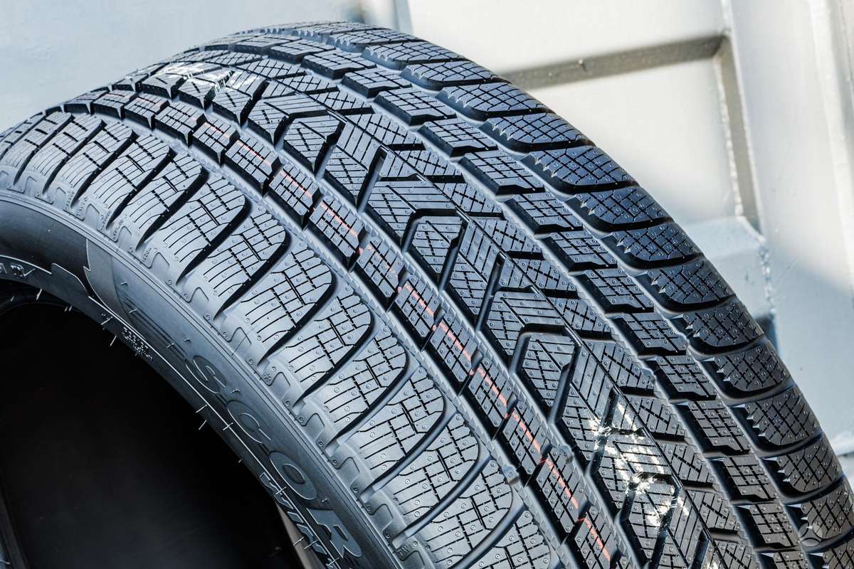 Pirelli Scorpion Winter (BMW), winter 275/40 R22