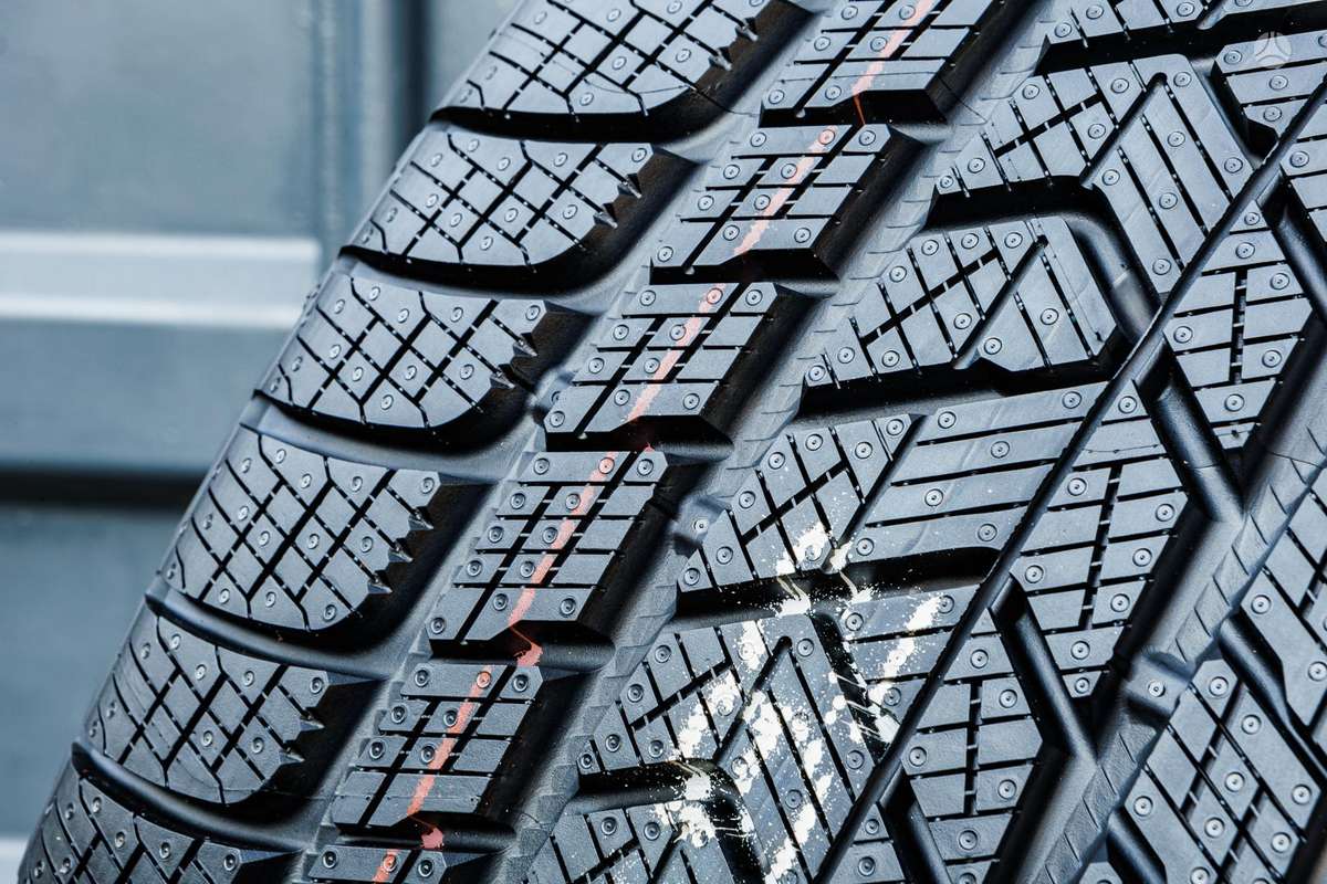 Pirelli Scorpion Winter (BMW), winter 275/40 R22