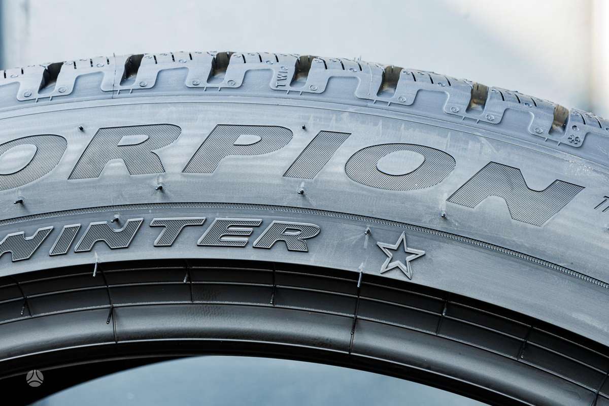 Pirelli Scorpion Winter (BMW), winter 275/40 R22
