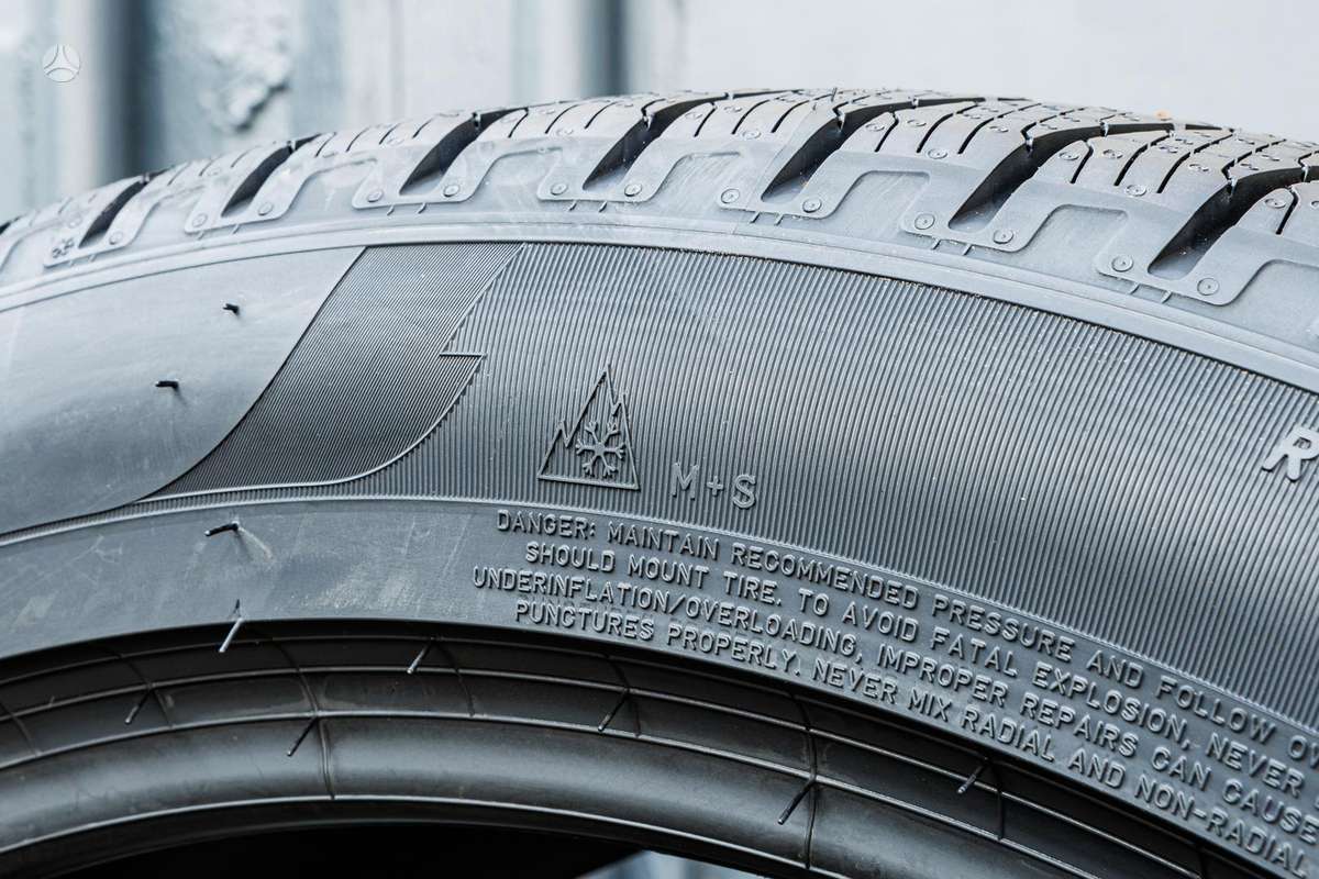 Pirelli Scorpion Winter (BMW), winter 275/40 R22