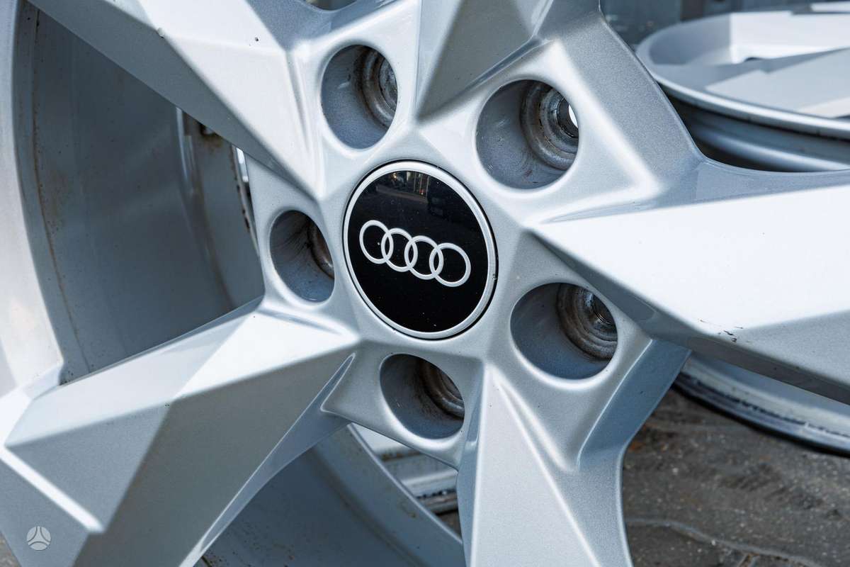 -Kita- Audi, light alloy, R19
