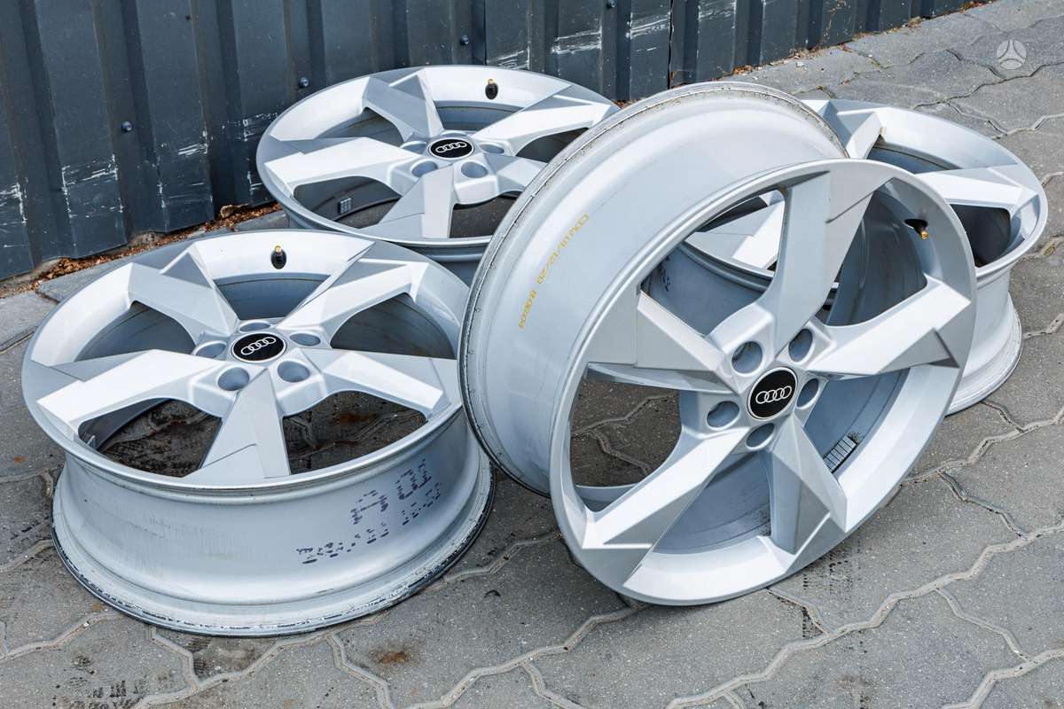-Kita- Audi, light alloy, R19