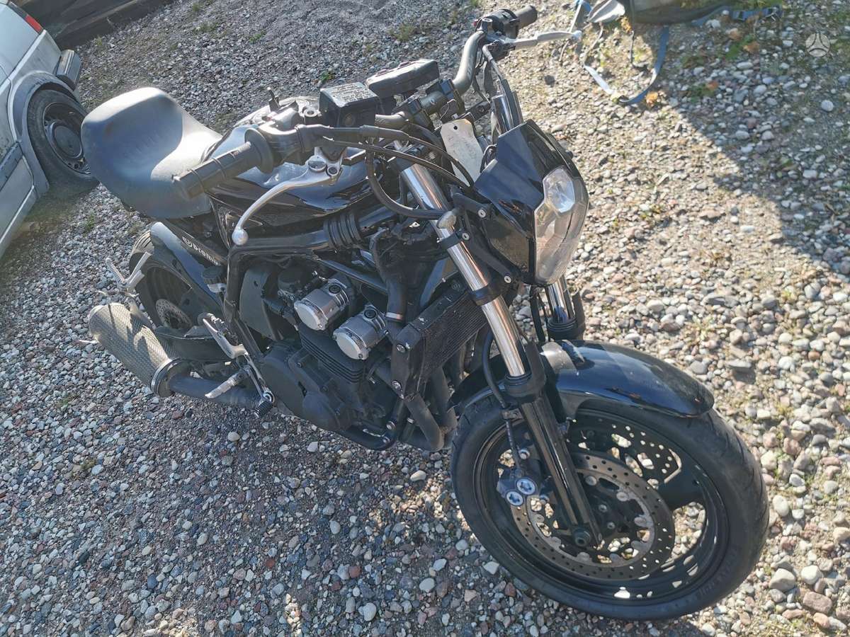 Yamaha FZS, street / classic