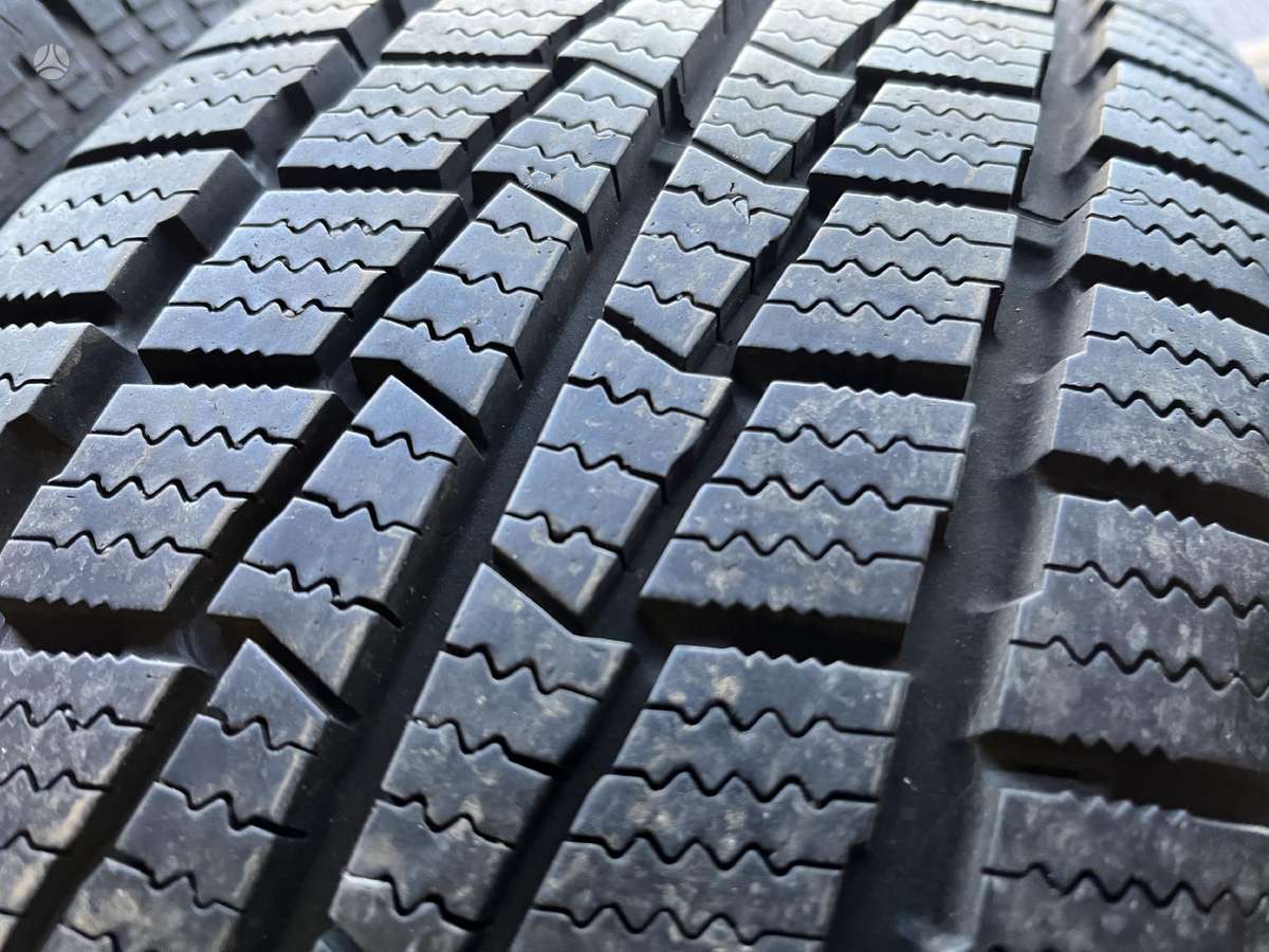 Hankook Winter RW06 8mm, winter 215/60 R17