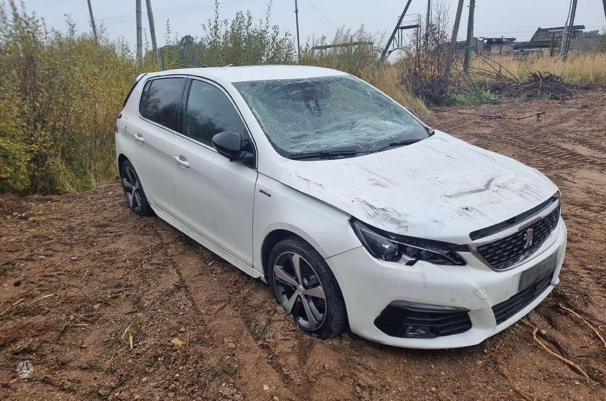 Peugeot 308 dalimis. Gt line