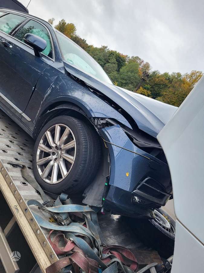 Volvo V90 по частям