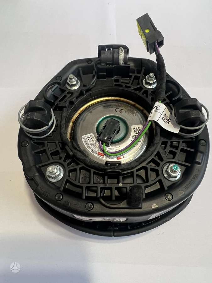 BMW 3 serija, 5A250D6, airbags