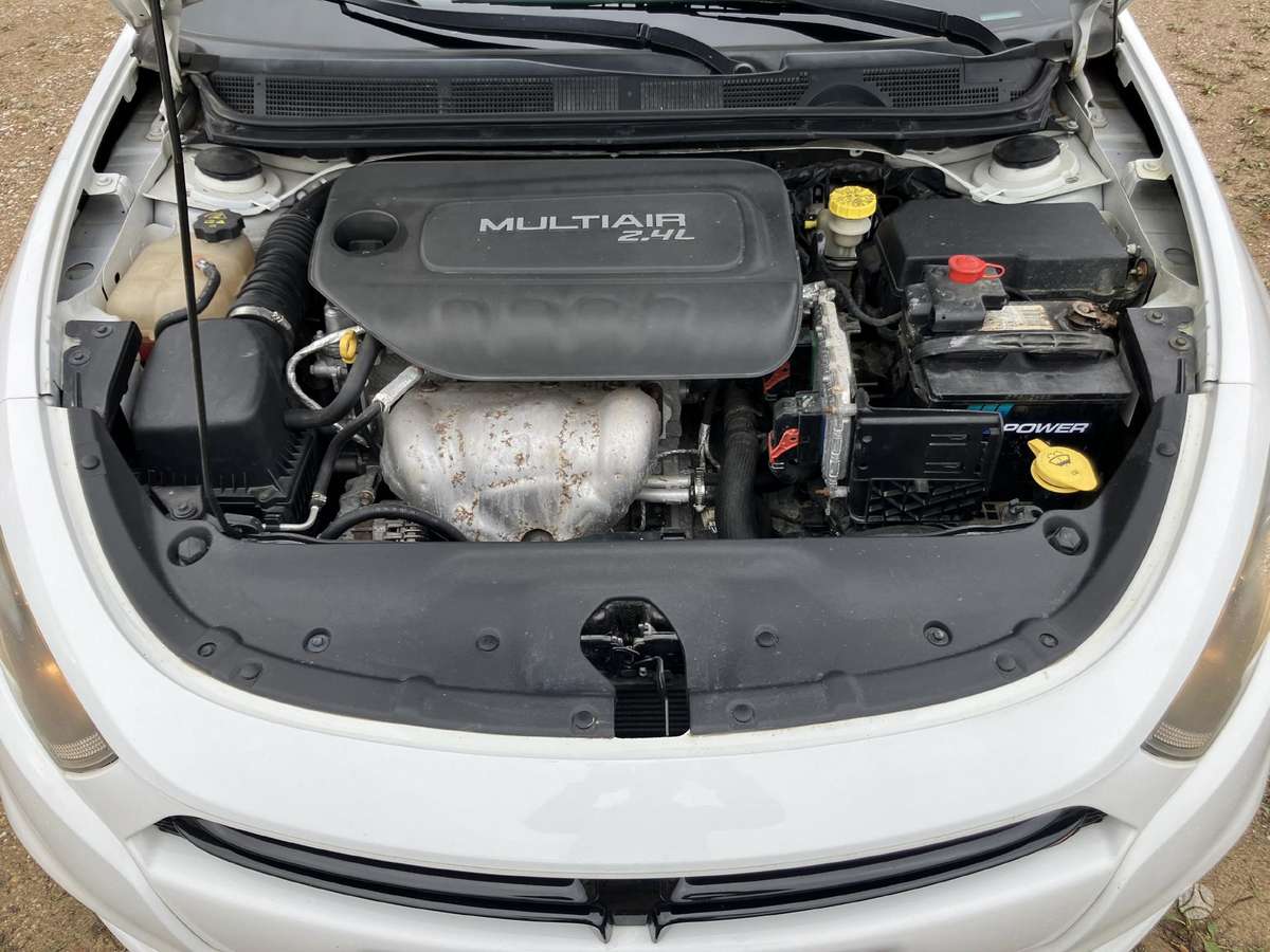Dodge Dart, 2.4 l., Седан