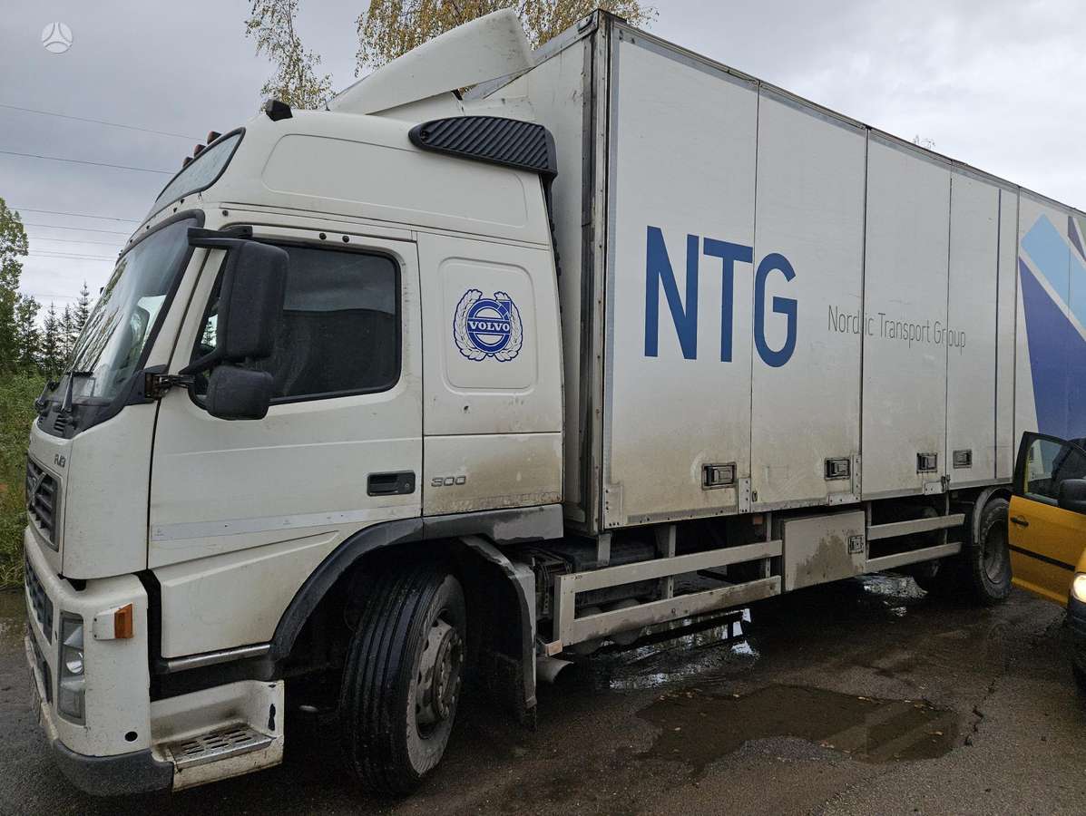 Volvo FM9, sunkvežimiai
