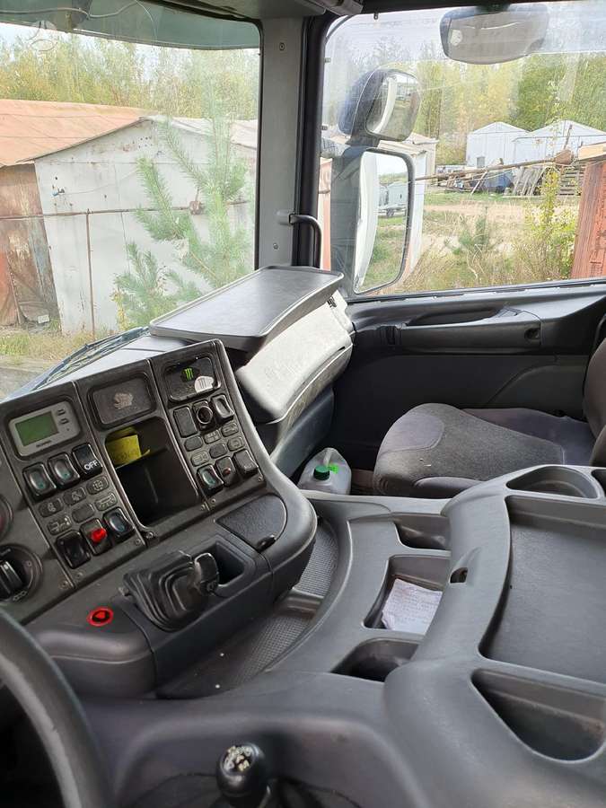 Scania 94d, trucks