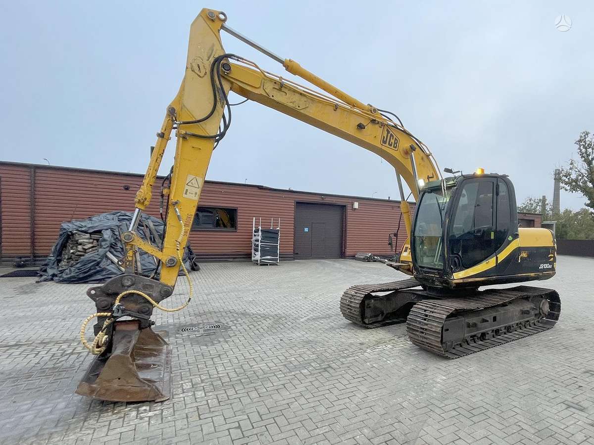 JCB JS130LC Dalimis, statybos ir kelių tiesimo technika