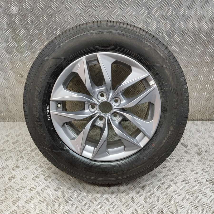Toyota SIENNA L4, light alloy, R17
