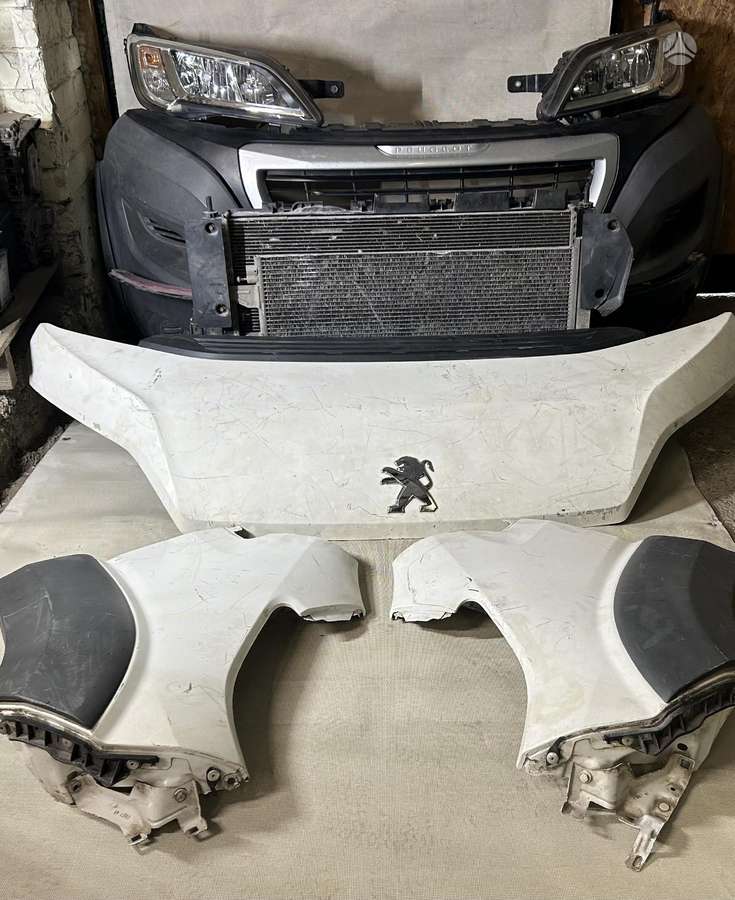 Peugeot Boxer, preču