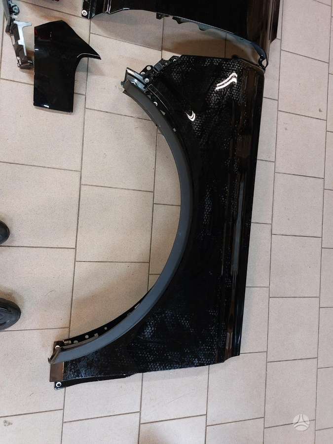 Ford Bronco детали кузова
