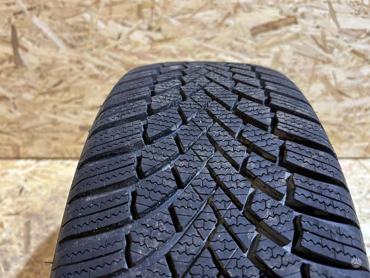 Bridgestone BLIZZAK LM005, winter 215/45 R18