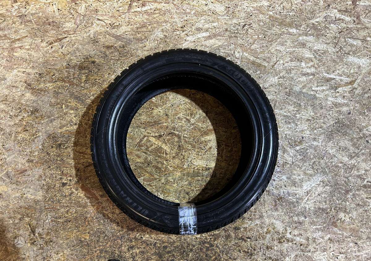Goodyear ULTRAGRIP ICE2, зимние 225/45 R19