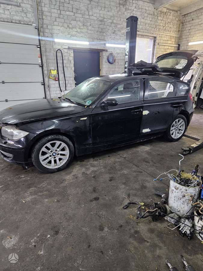 BMW 120
