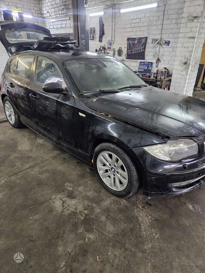 BMW 120