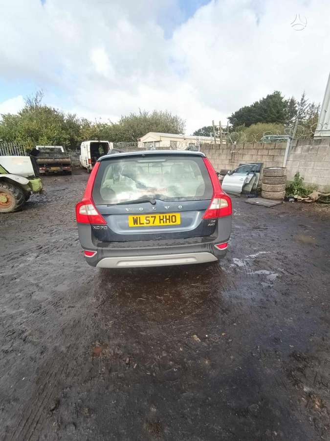 Volvo XC70 по частям