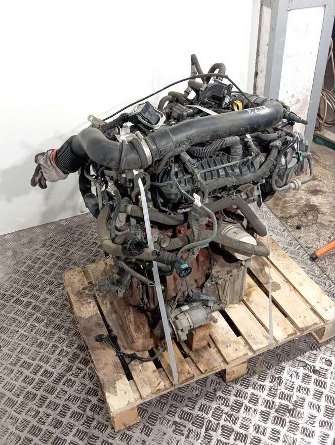 Ford Transit Courier, SFCE, engine parts