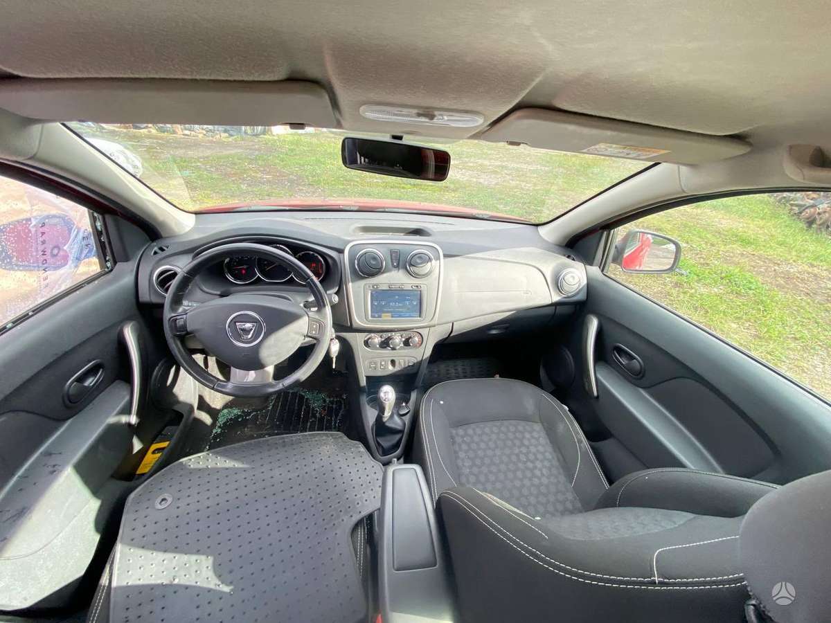 Dacia Logan по частям