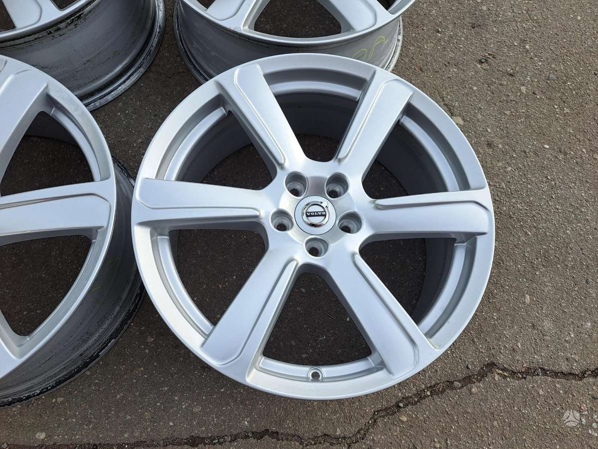 Volvo XC90, light alloy, R19