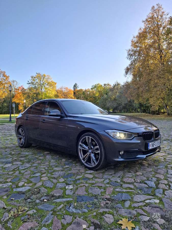 BMW 318, 2.0 l., Седан