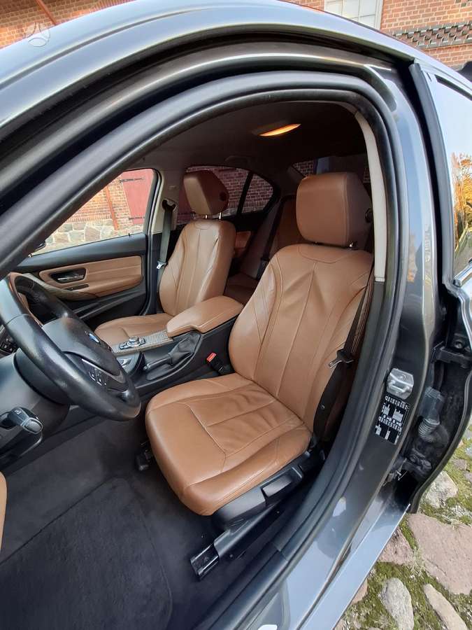 BMW 318, 2.0 l., Седан