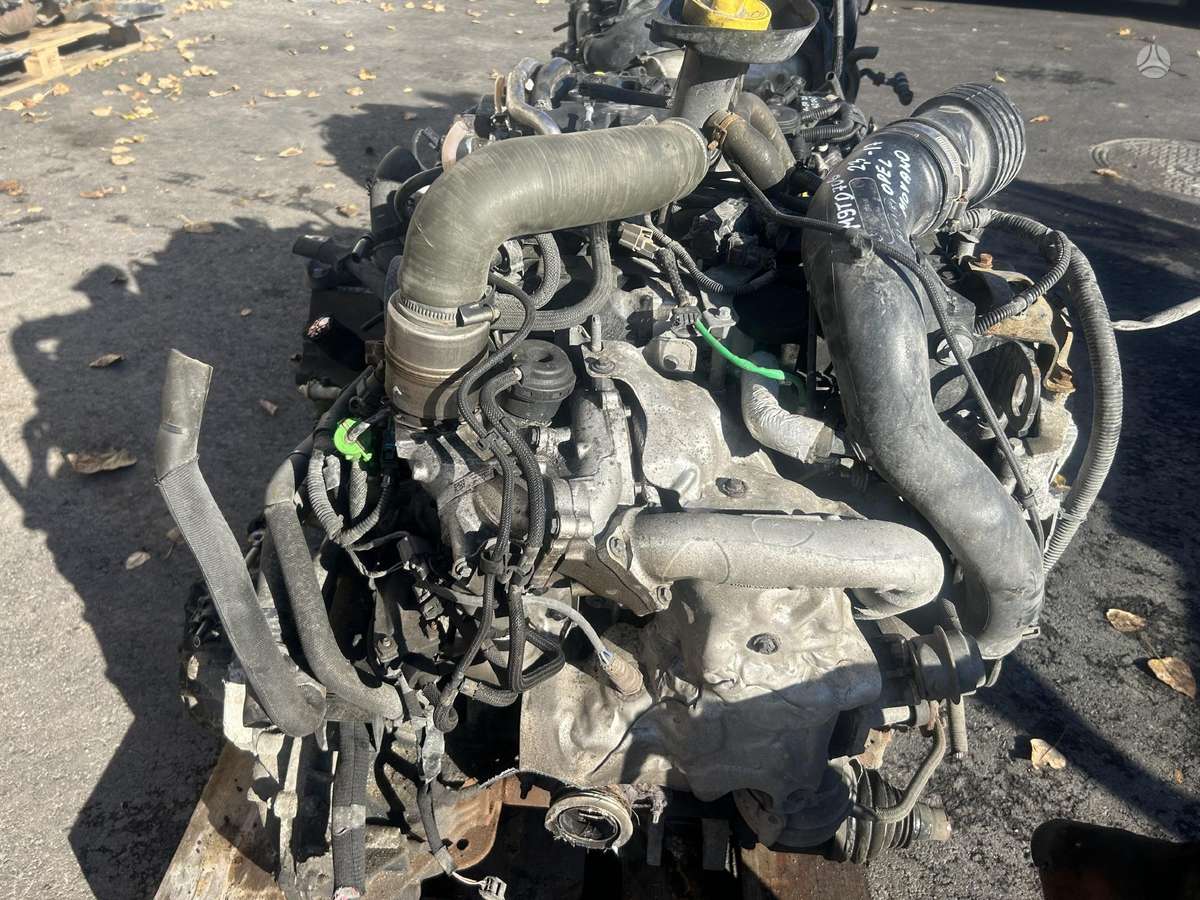 Opel Movano, preču