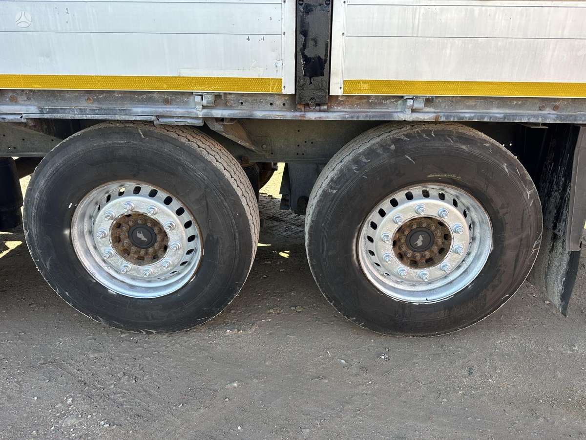 Schmitz Bort-schtora, curtainsider with dropside