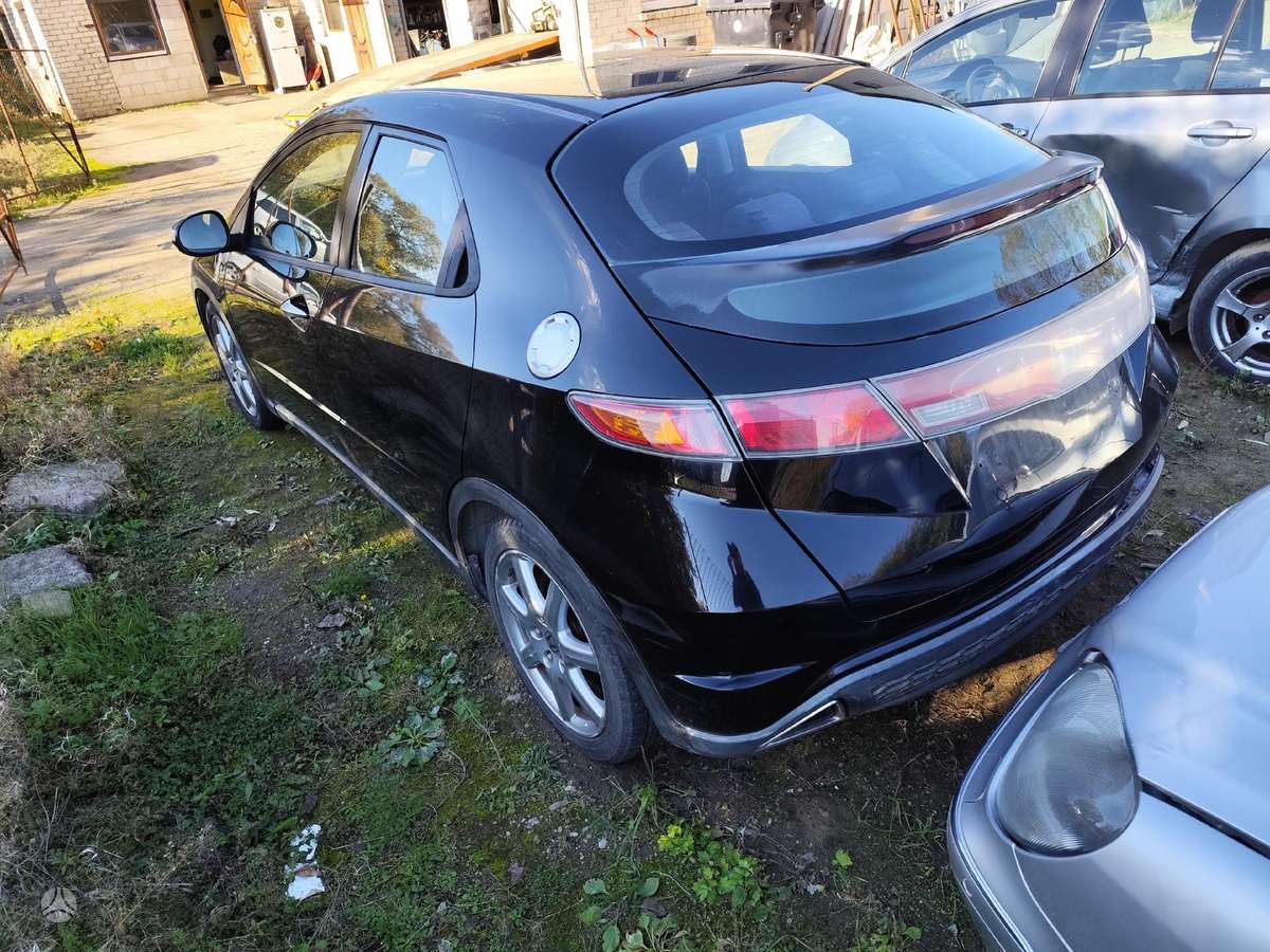 Honda Civic rezerves daļās