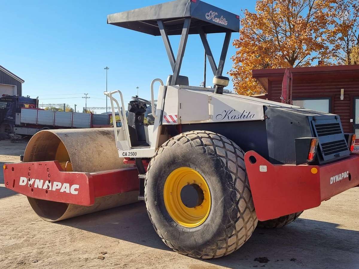 Dynapac CA 2500, vibro technika