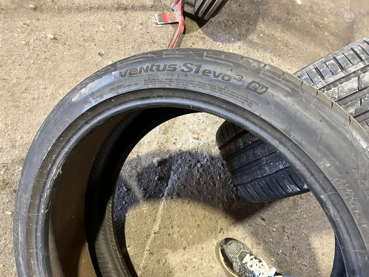 Hankook Ventus S1 Evo3, summer 265/40 R22