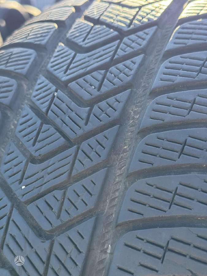 Pirelli SCORPION WINTER, winter 255/40 R21
