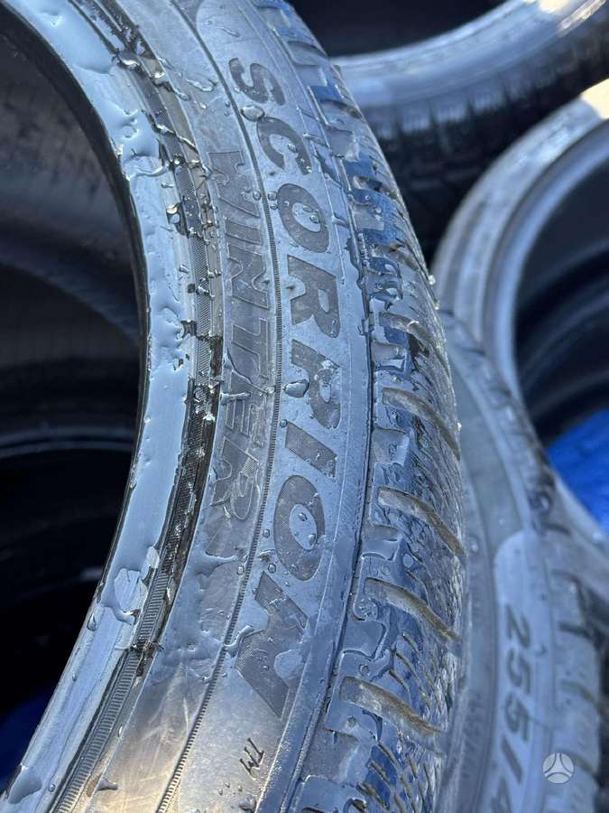 Pirelli SCORPION WINTER, winter 255/40 R21