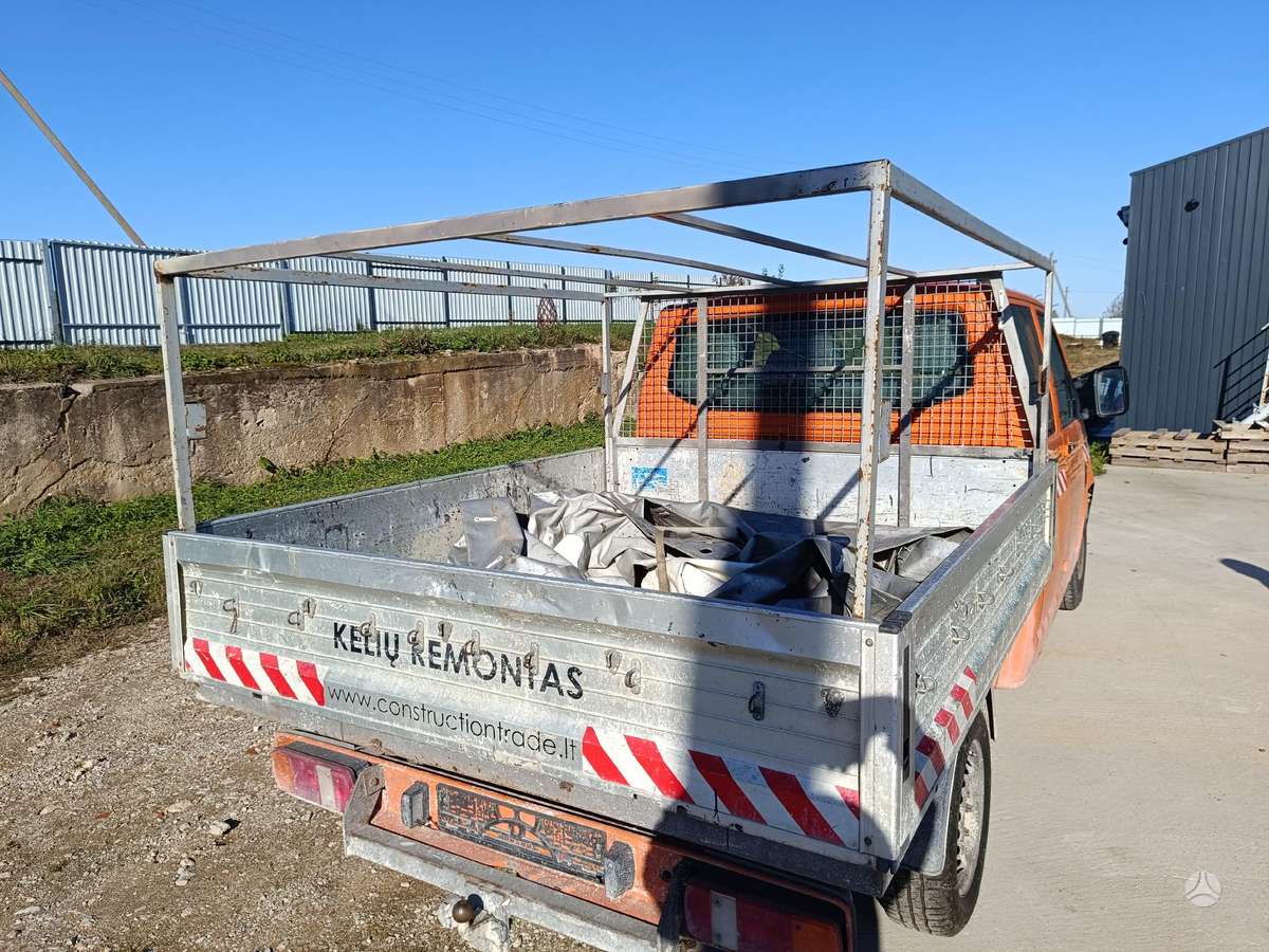 Volkswagen Transporter, preču