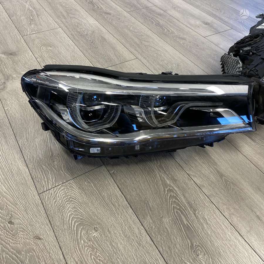 BMW 7 serija фары