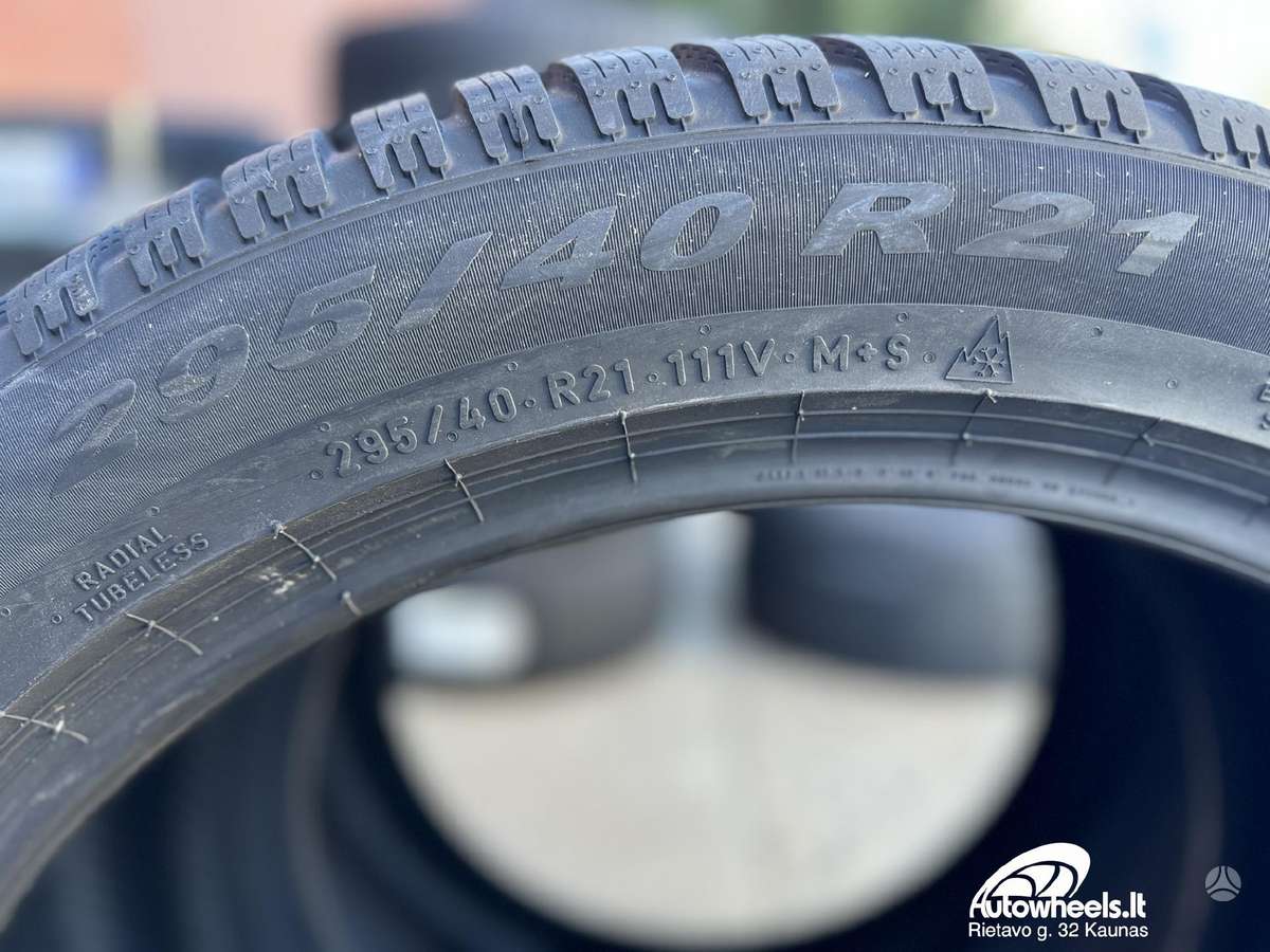 Pirelli Scorpion Winter 2, зимние 295/40 R21