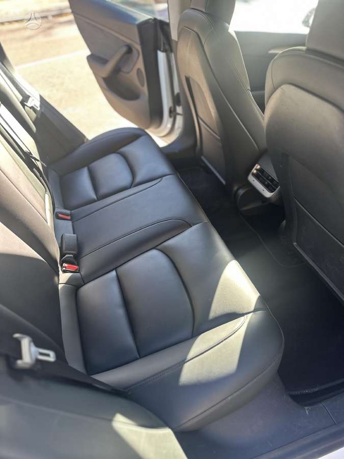 Tesla Model 3, 55 кВт·ч, Седан