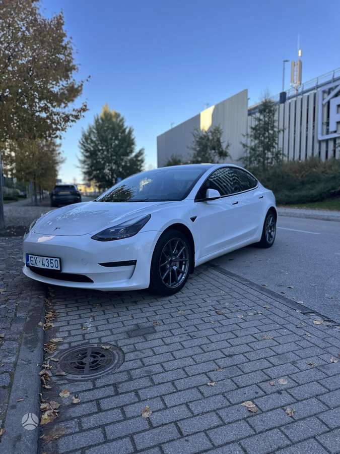 Tesla Model 3, 75 kWh, sedanas