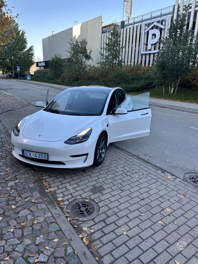 Tesla Model 3, 75 кВт·ч, Седан