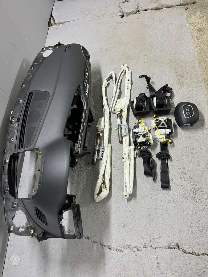 Audi A6 Neremontuoti sedanas