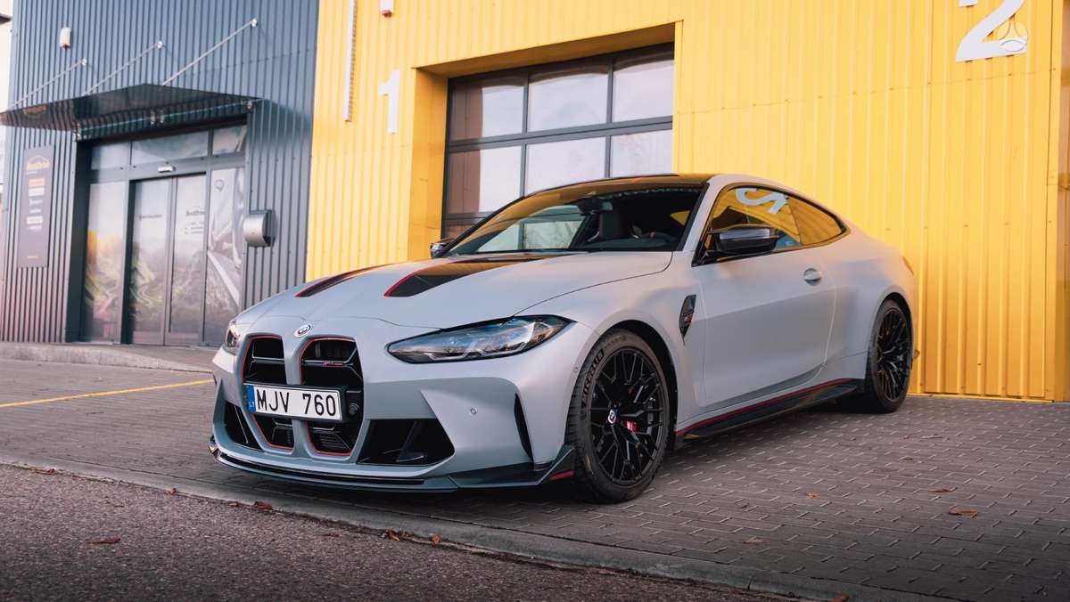 BMW M4, 3.0 l., coupe