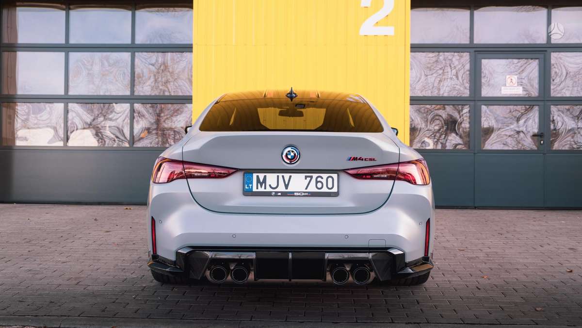 BMW M4, 3.0 l., coupe