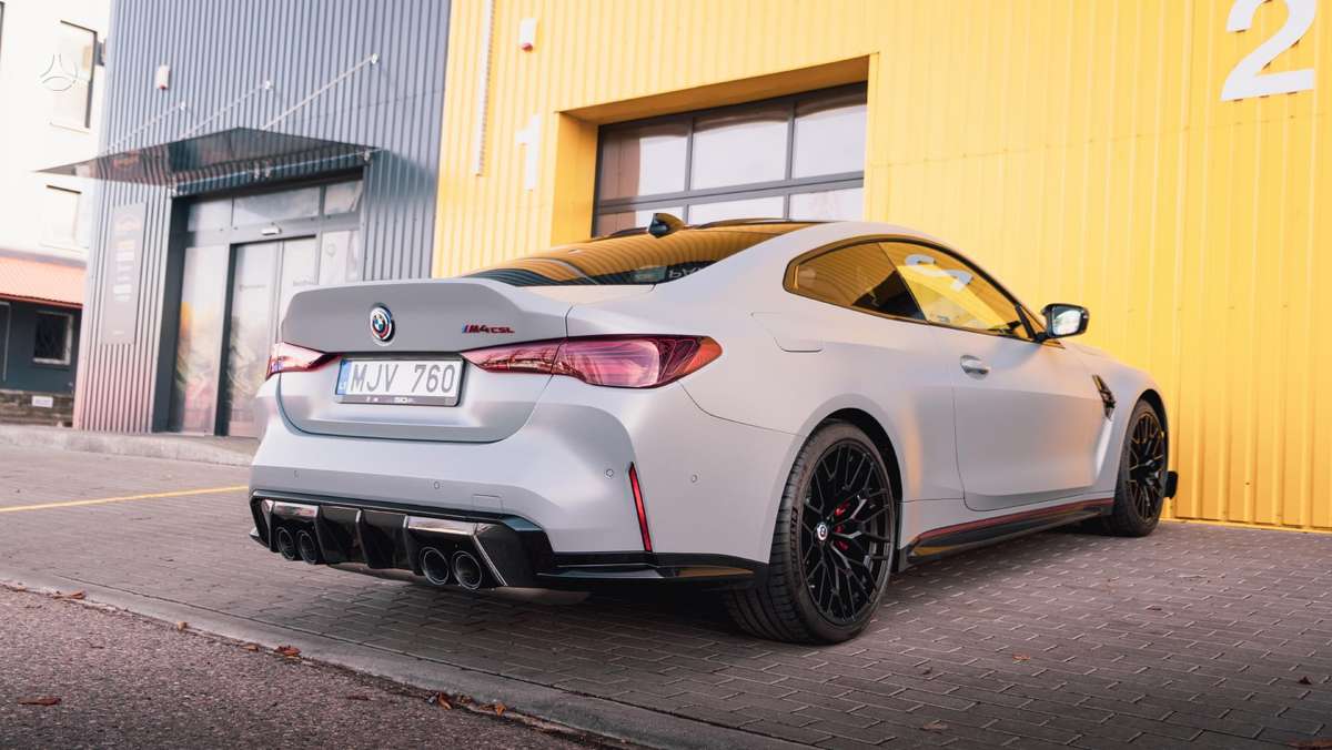 BMW M4, 3.0 l., coupe