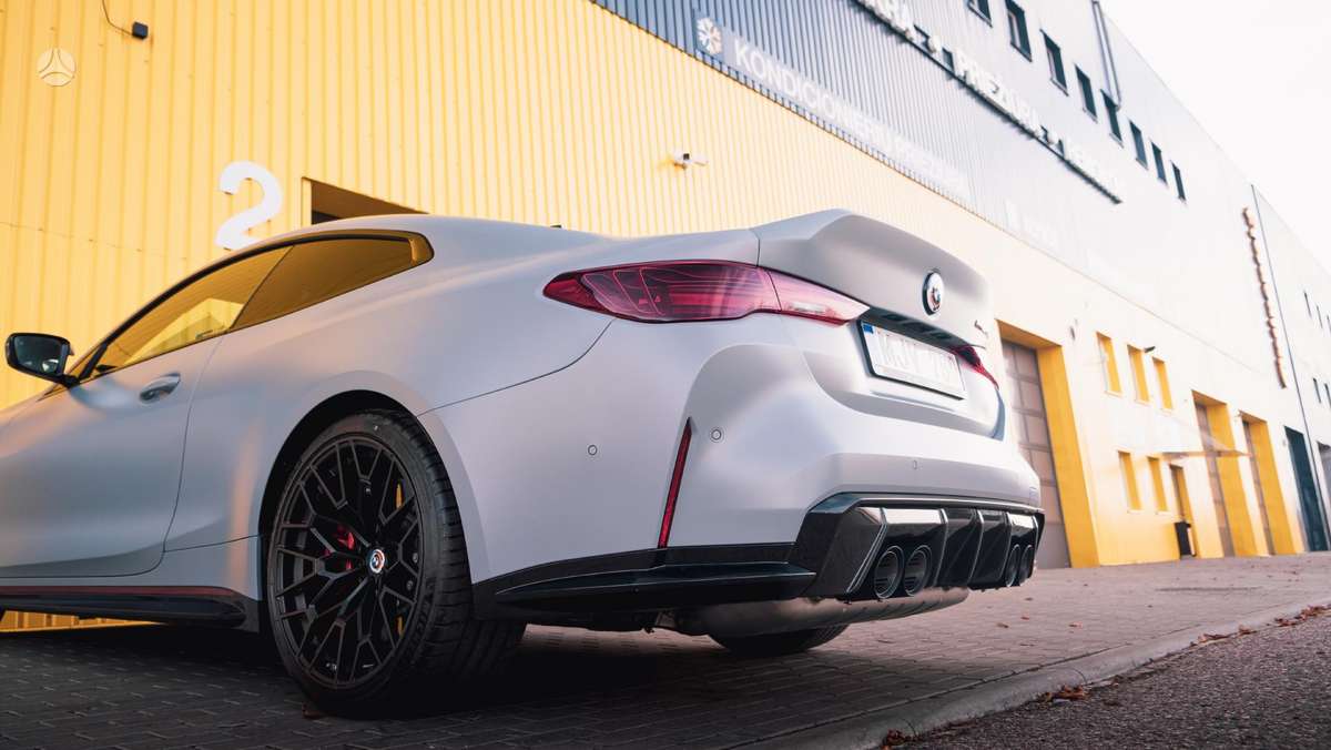 BMW M4, 3.0 l., coupe