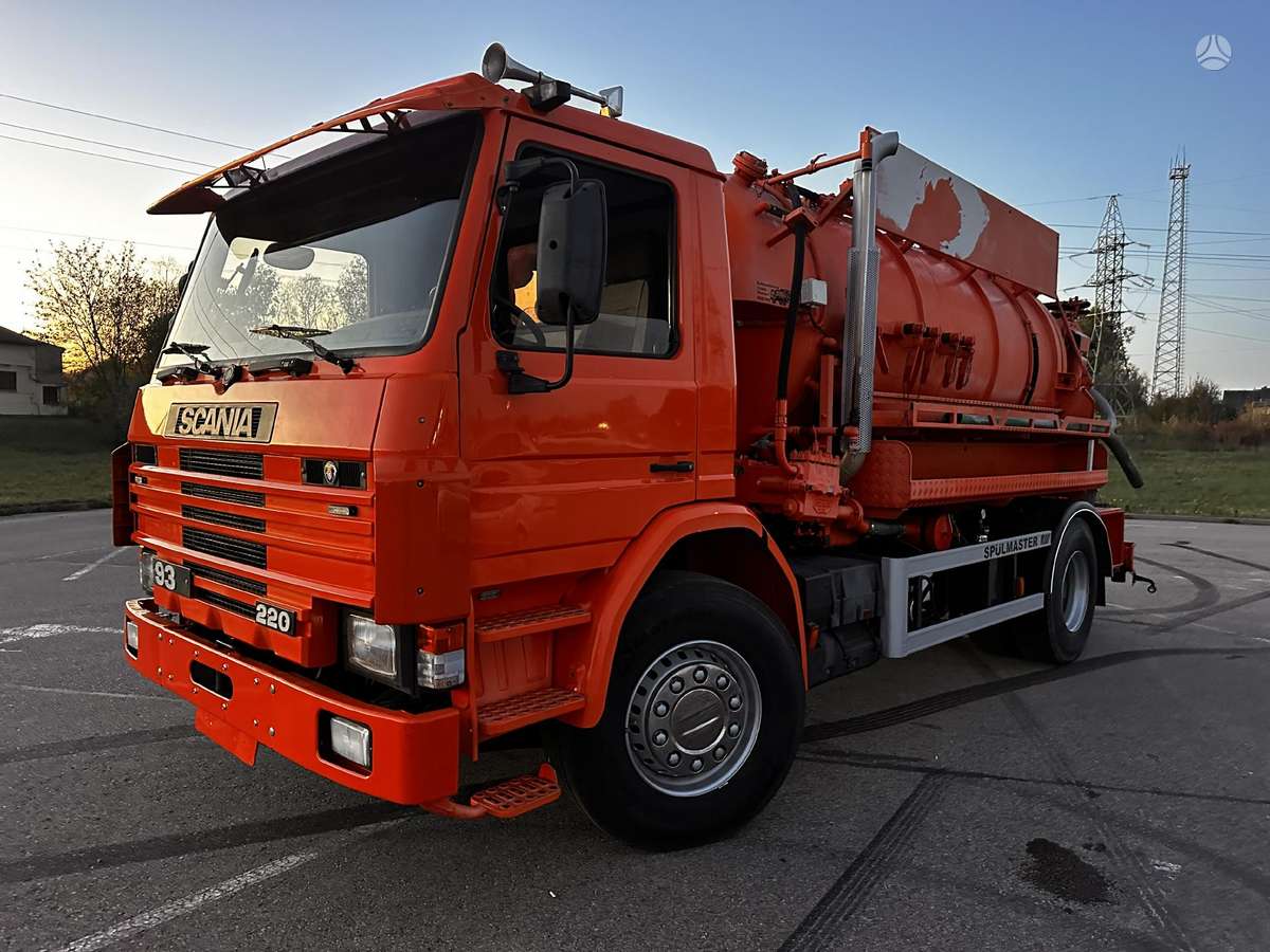 Scania P220, ассенизационные машины