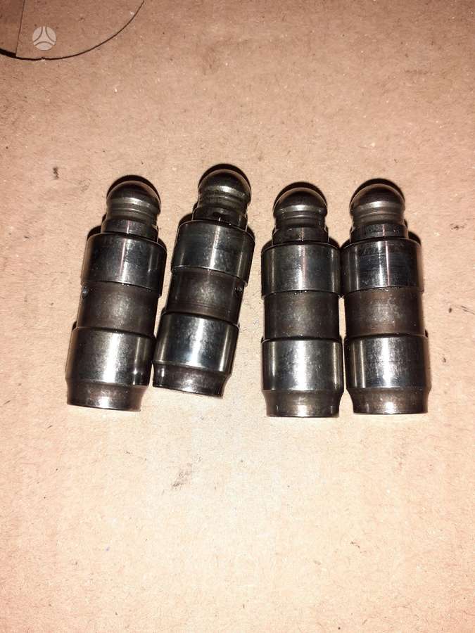 Opel Insignia engine parts