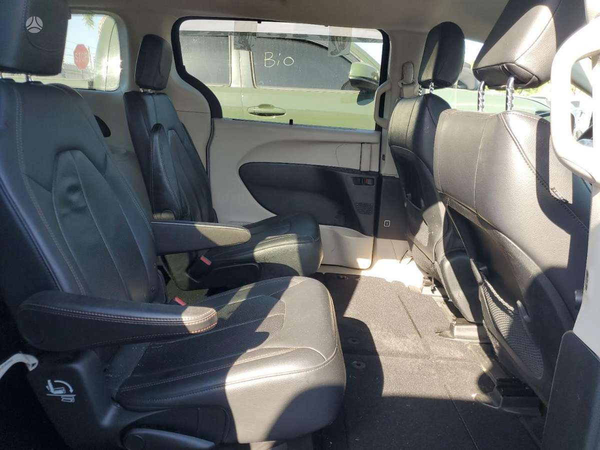 Chrysler Pacifica kėbulo dalys
